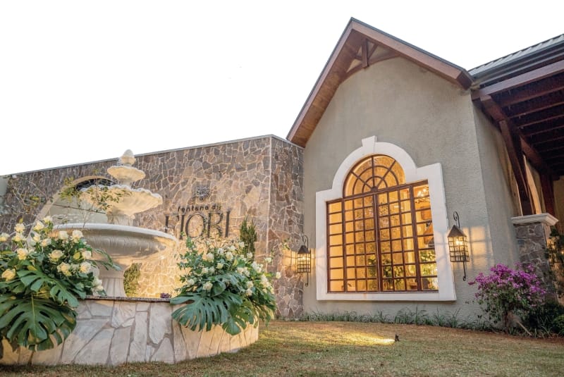 Fachada do espaço de eventos Fontana Di Fiori, obra administrada pela Nester